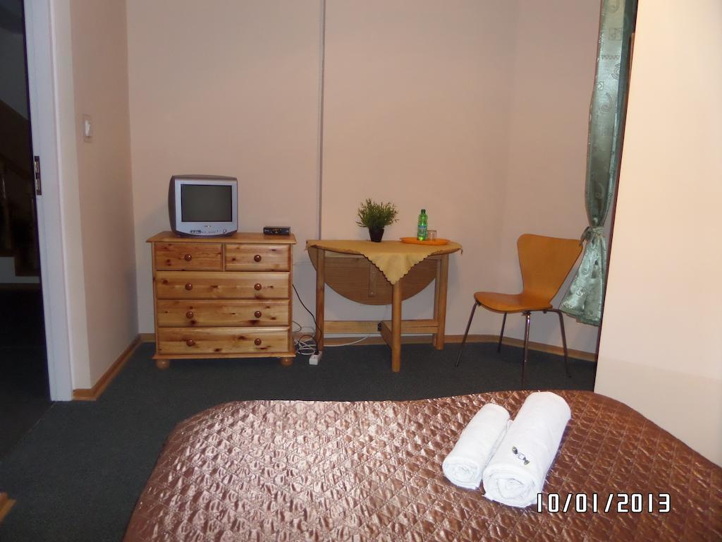 Willa Karis Varsovia Habitación foto